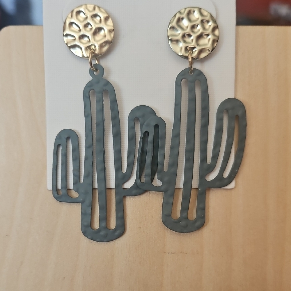 Cactus Shaped Earrings with Gold Accents Lightweight Metallic